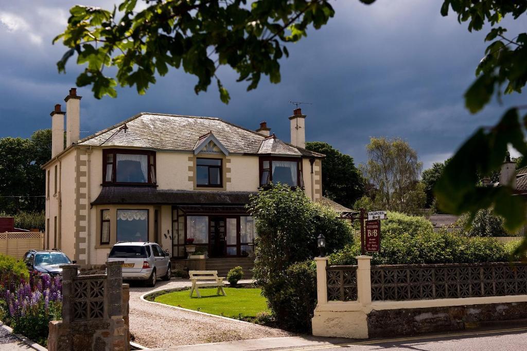 "Room Only" At Wetherby Nairn Exterior photo